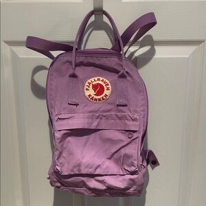 Fjallraven Kånken full-size Lavender Backpack